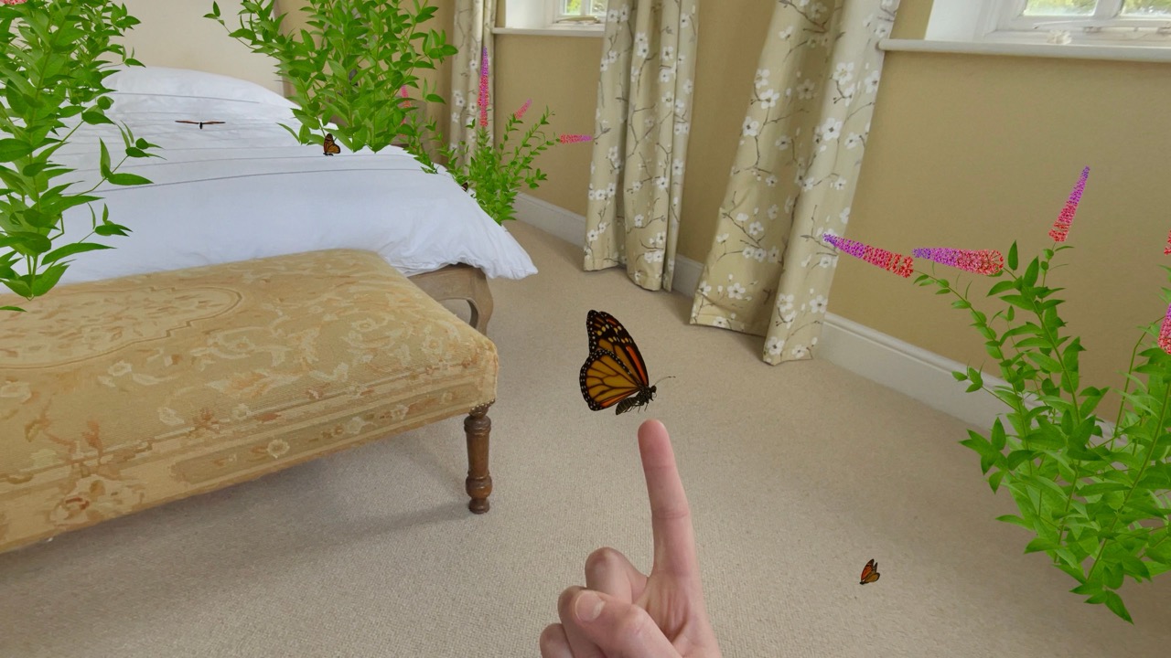 Interact with living creatures screenshot