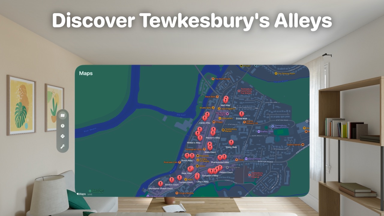 Virtual tour of Tewkesbury's historic alleys screenshot